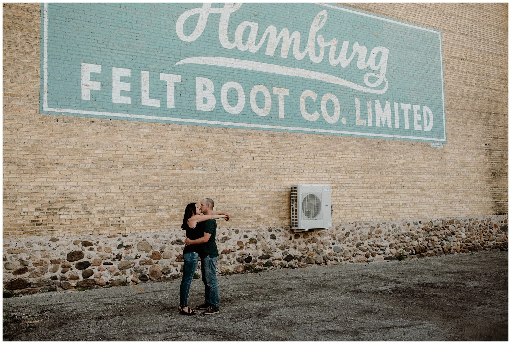 Intimate New Hamburg Engagement_0028.jpg