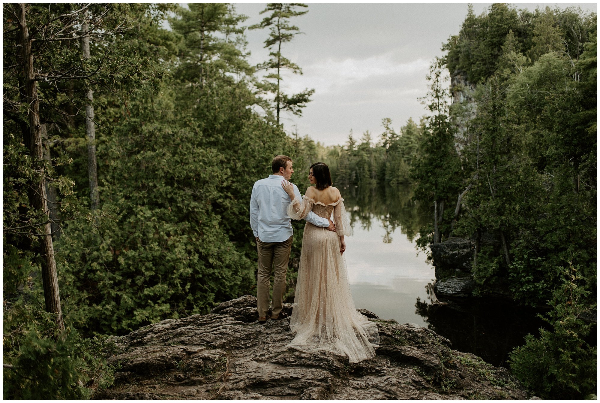 Elopement-Style Forest Engagement_0041.jpg