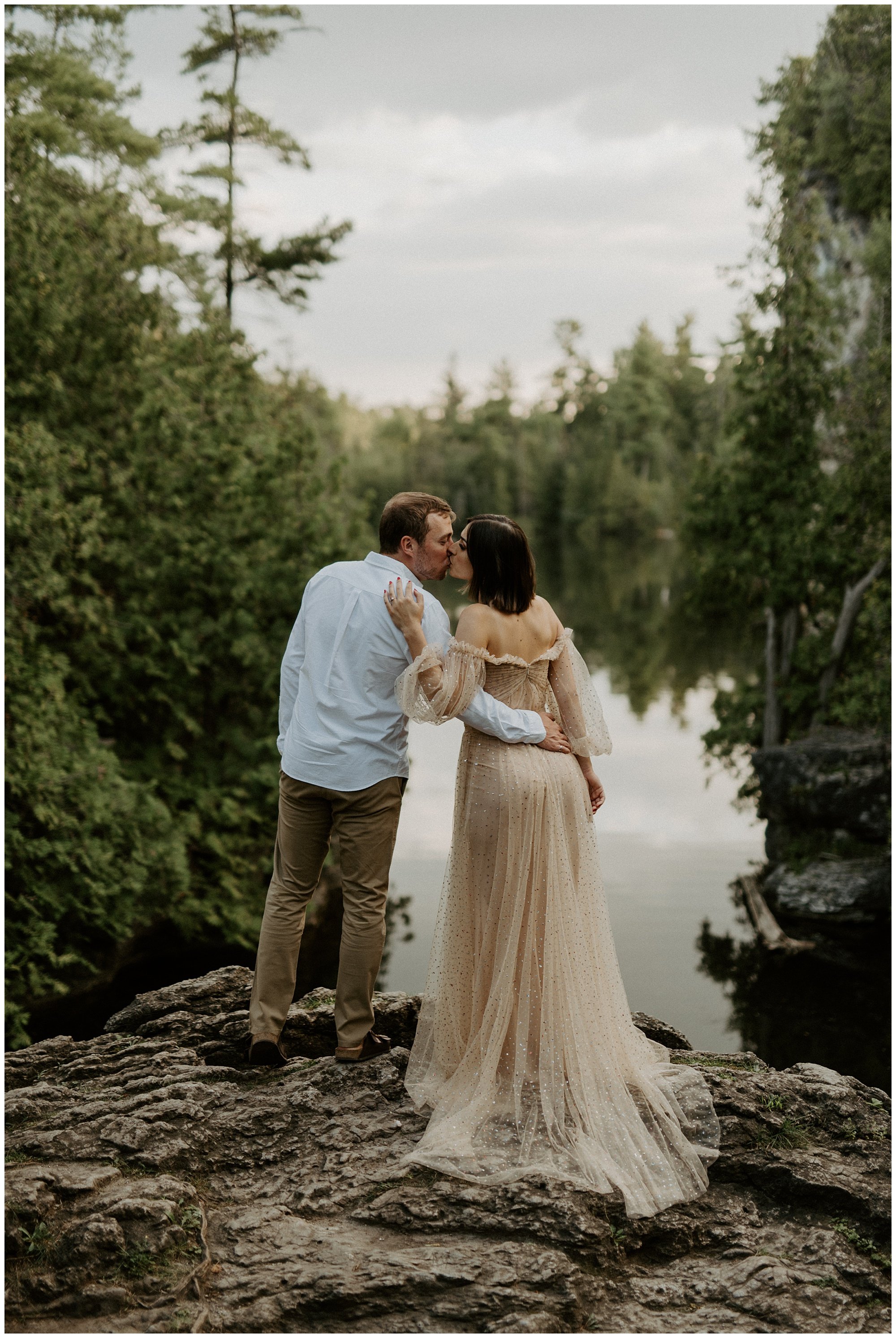 Elopement-Style Forest Engagement_0042.jpg