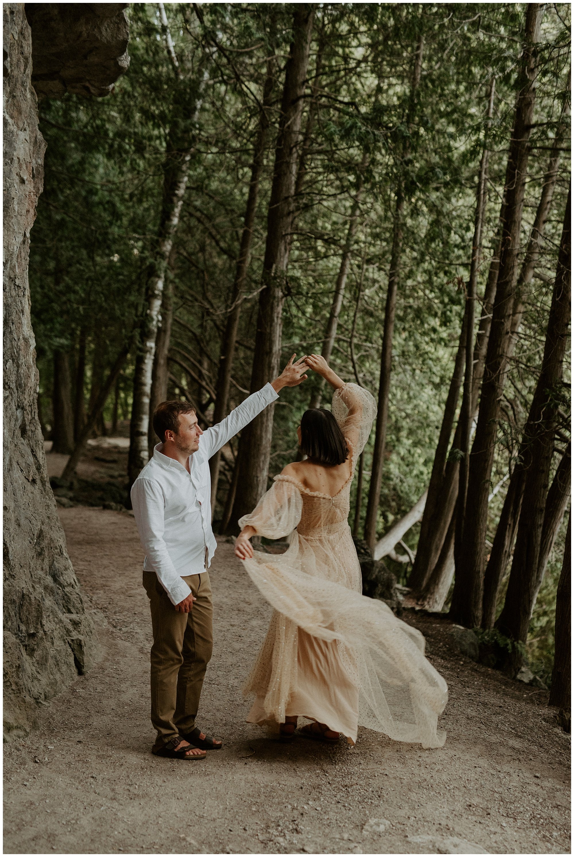 Elopement-Style Forest Engagement_0054.jpg