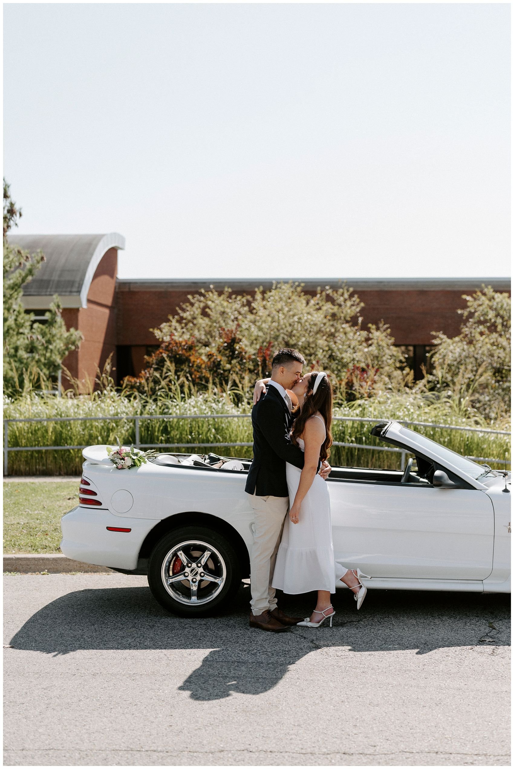 Oakville Waterfront City Hall Elopement_0021.jpg