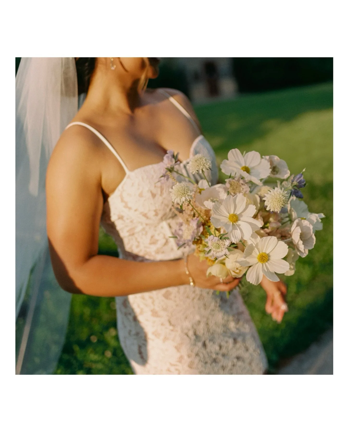 There&rsquo;s still SO many delicious photos from 2025 to share. Such as but not limited to, this set, when I had the honour of photographing some of my oldest photography friends&rsquo; 10 year anniversary photos. In my hometown no less 🥹 Ariana &a