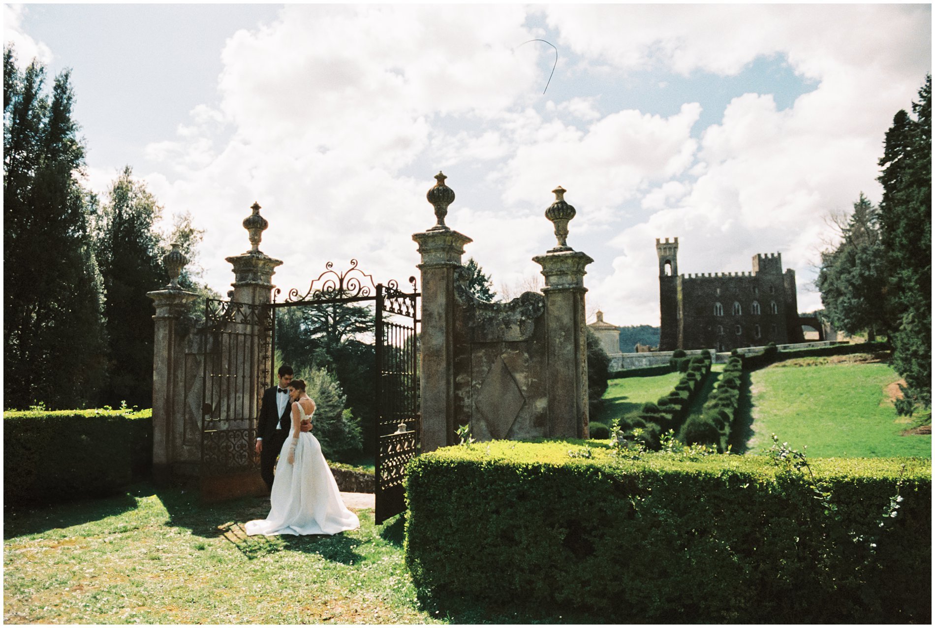 Castello Di Celsa Tuscany Wedding Shoot_0007.jpg