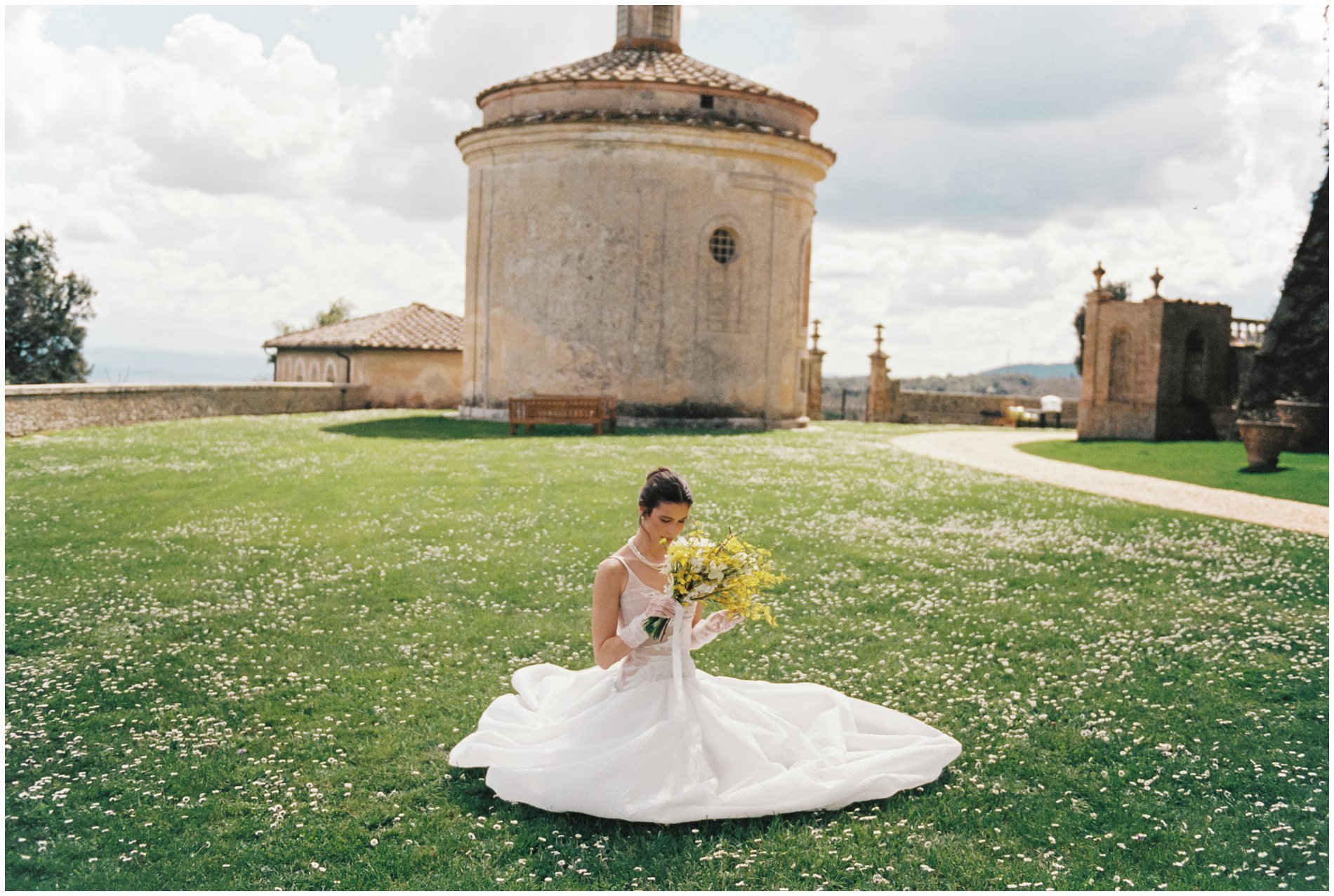 Castello Di Celsa Tuscany Wedding Shoot_0018.jpg