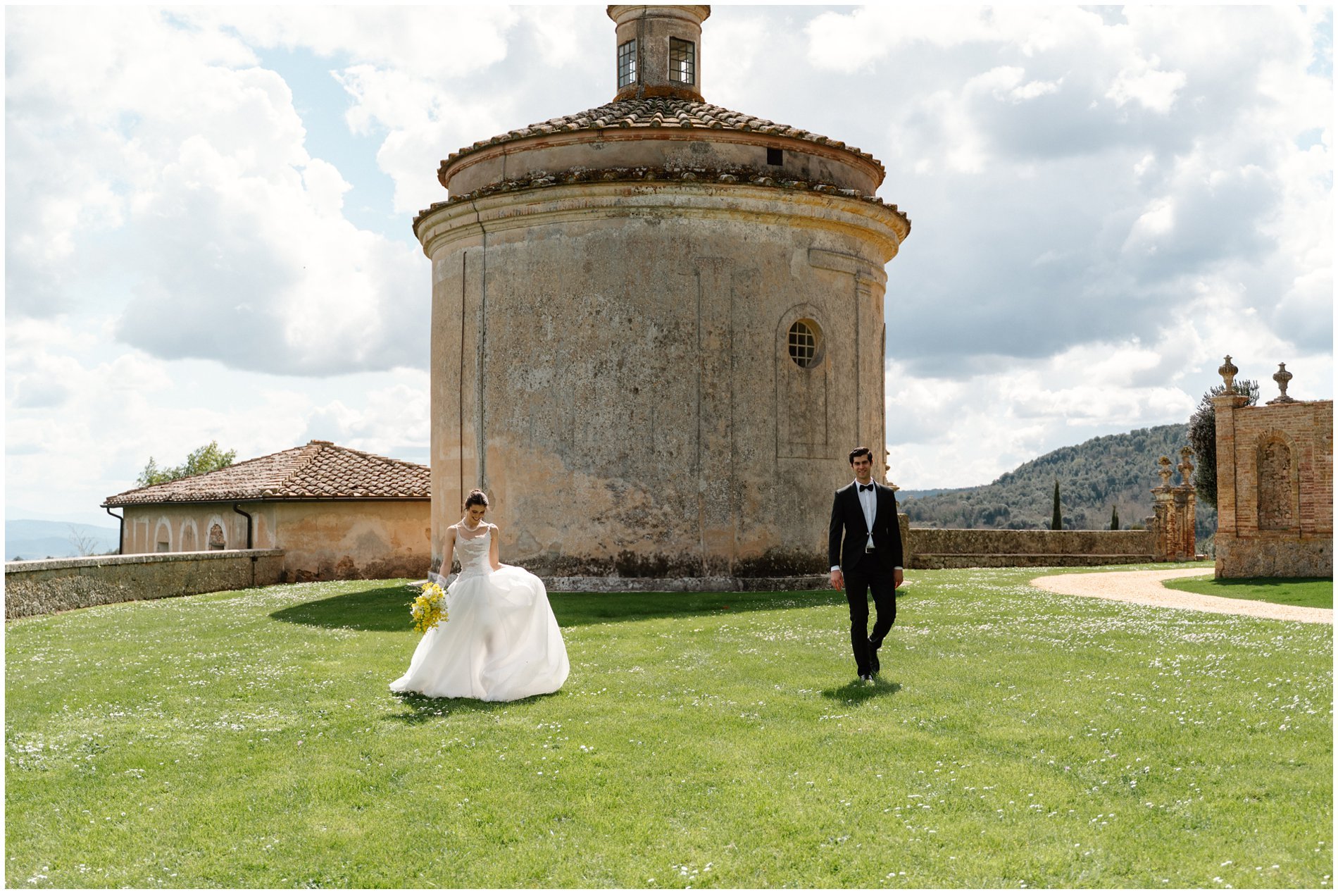 Castello Di Celsa Tuscany Wedding Shoot_0031.jpg