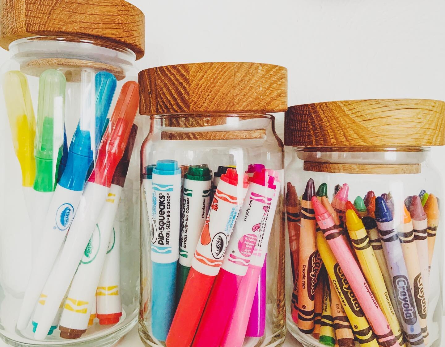 Back to skewl. This week in my stories-I&rsquo;ll be sharing some tips for creating a space for distance learning that will hopefully help reduce stress and improve productivity for you and your kids. Stay tuned. 
.
.
.
#backtoschool #distancelearnin