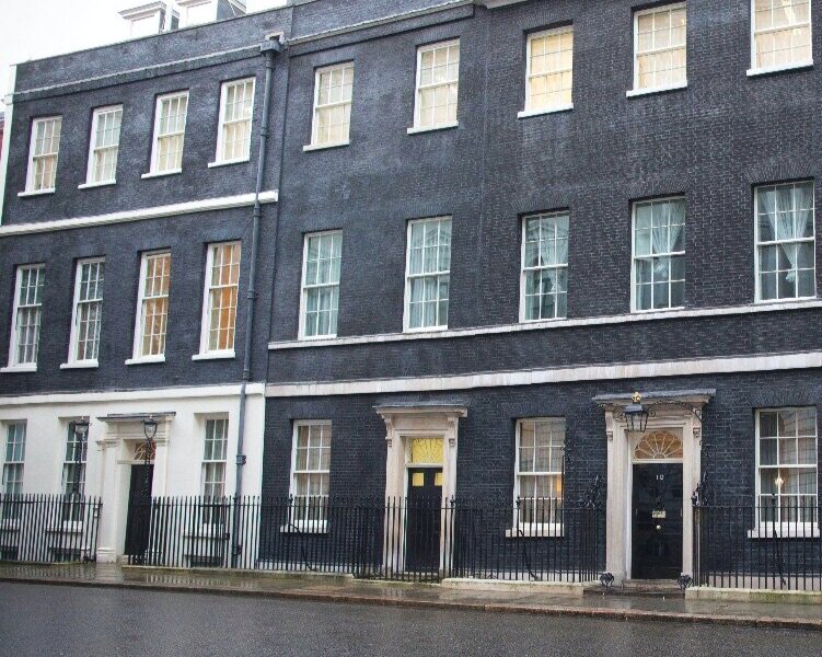 Cabinet Office and Treasury urged to create new ‘joint office’