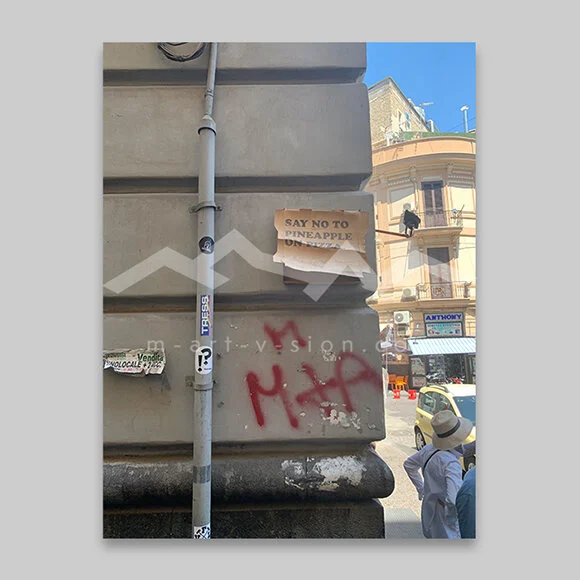 mural & moral: Pizza & Pineapple