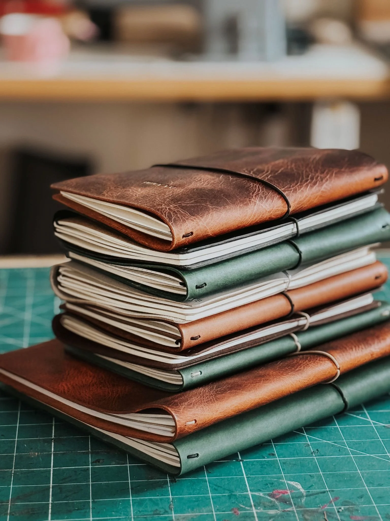 notebook-a5-a4-black-stack.jpg