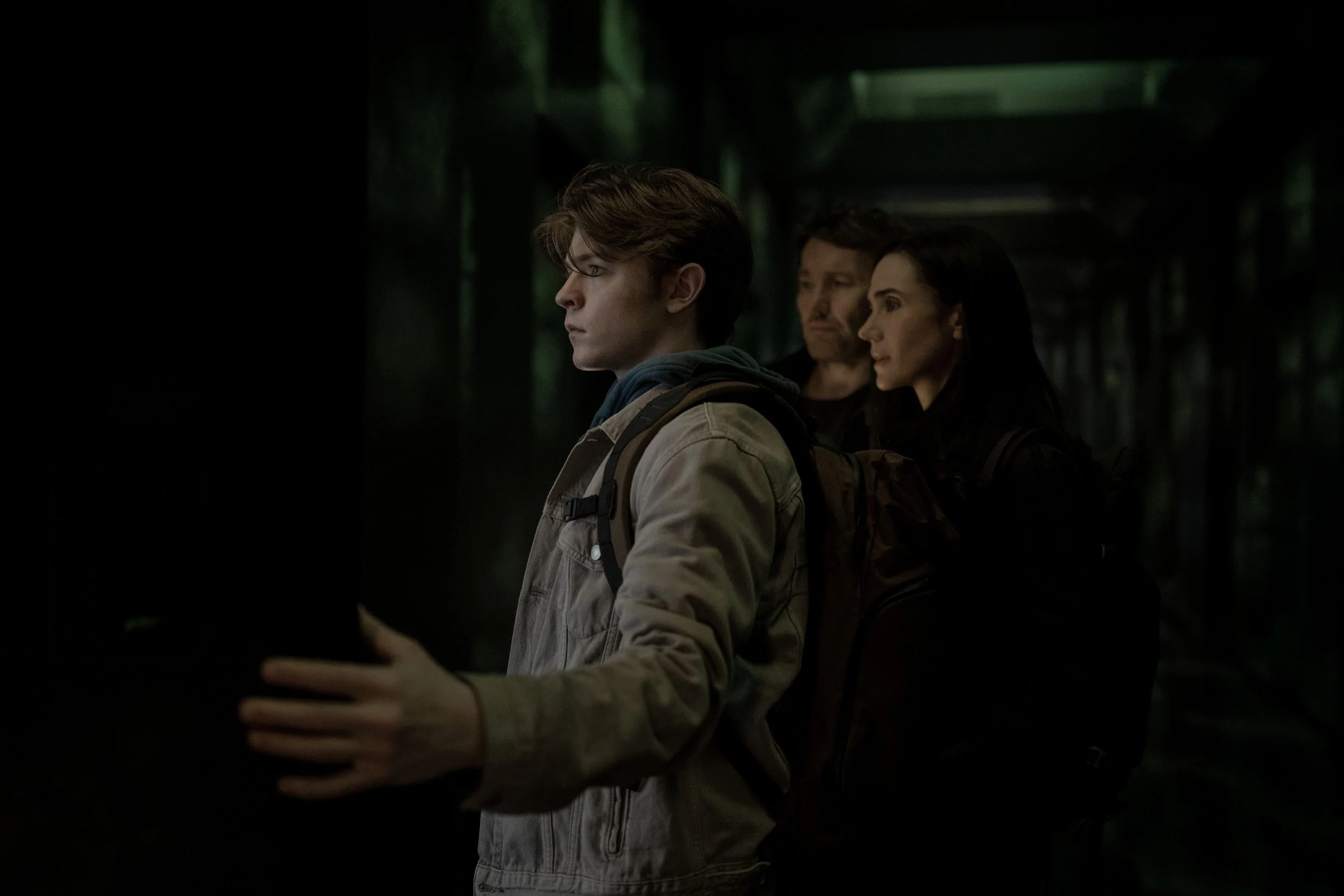 IR TV Review: DARK MATTER - EPISODE 2 (“A Perfect World”) [Apple TV-S2]