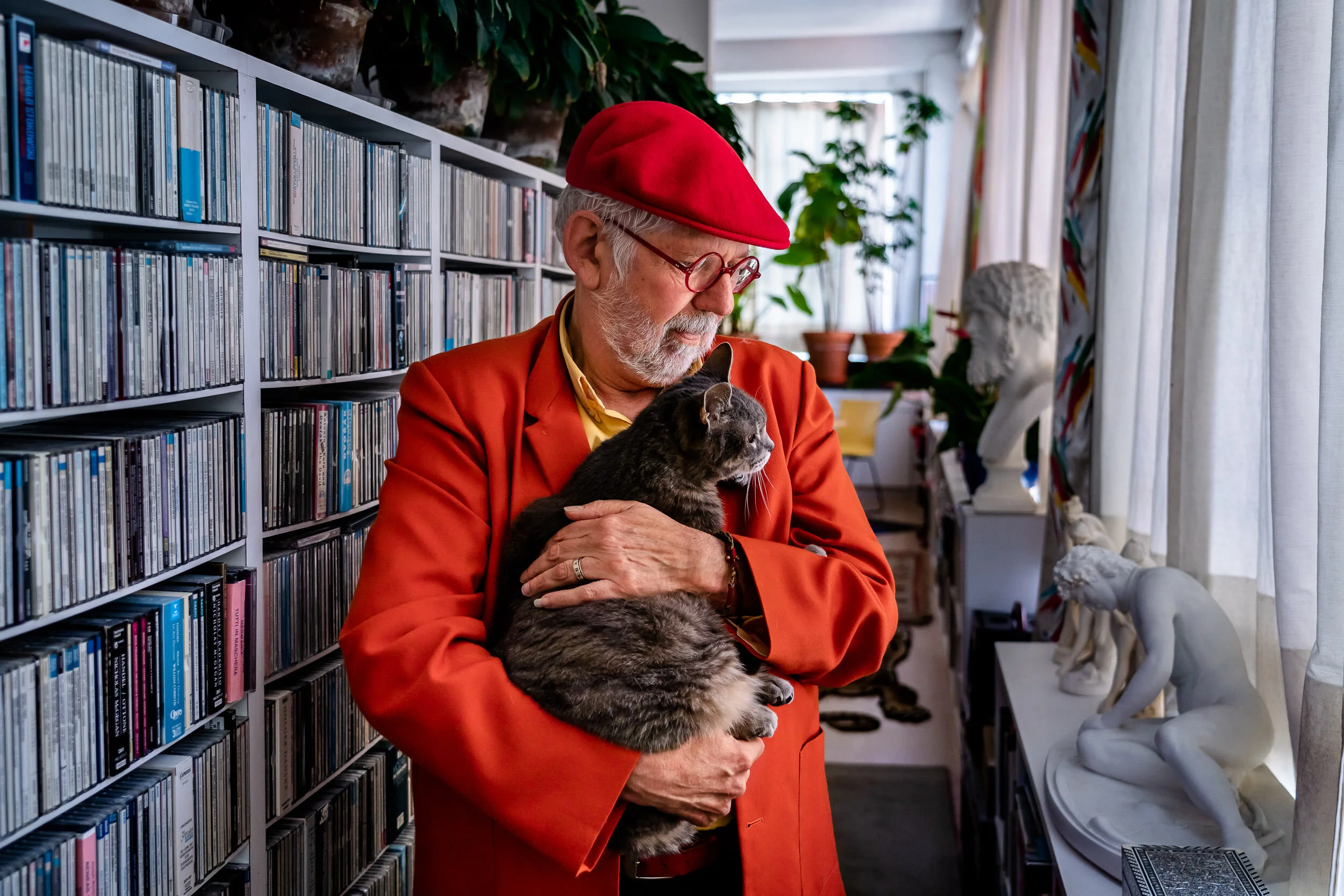 Artist Gary Bukovnik