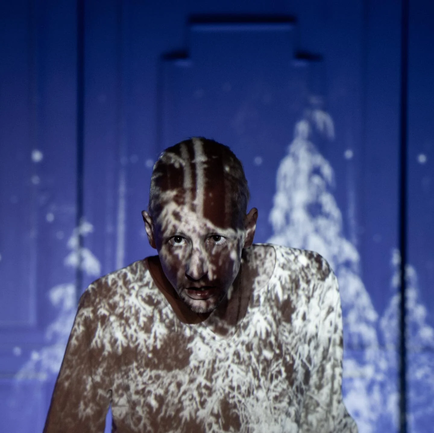 Like Father, Like Salt ⚫️ A darkly hilarious play by Mark Alberto McKnight premiering for a limited run @theplayerstheatrenyc this Thursday, July 6th. Ticket link in bio. ◼️ 
.
.
.
#nyc #newyork #actor #acting #writing #plays #theater #theatre #nycth