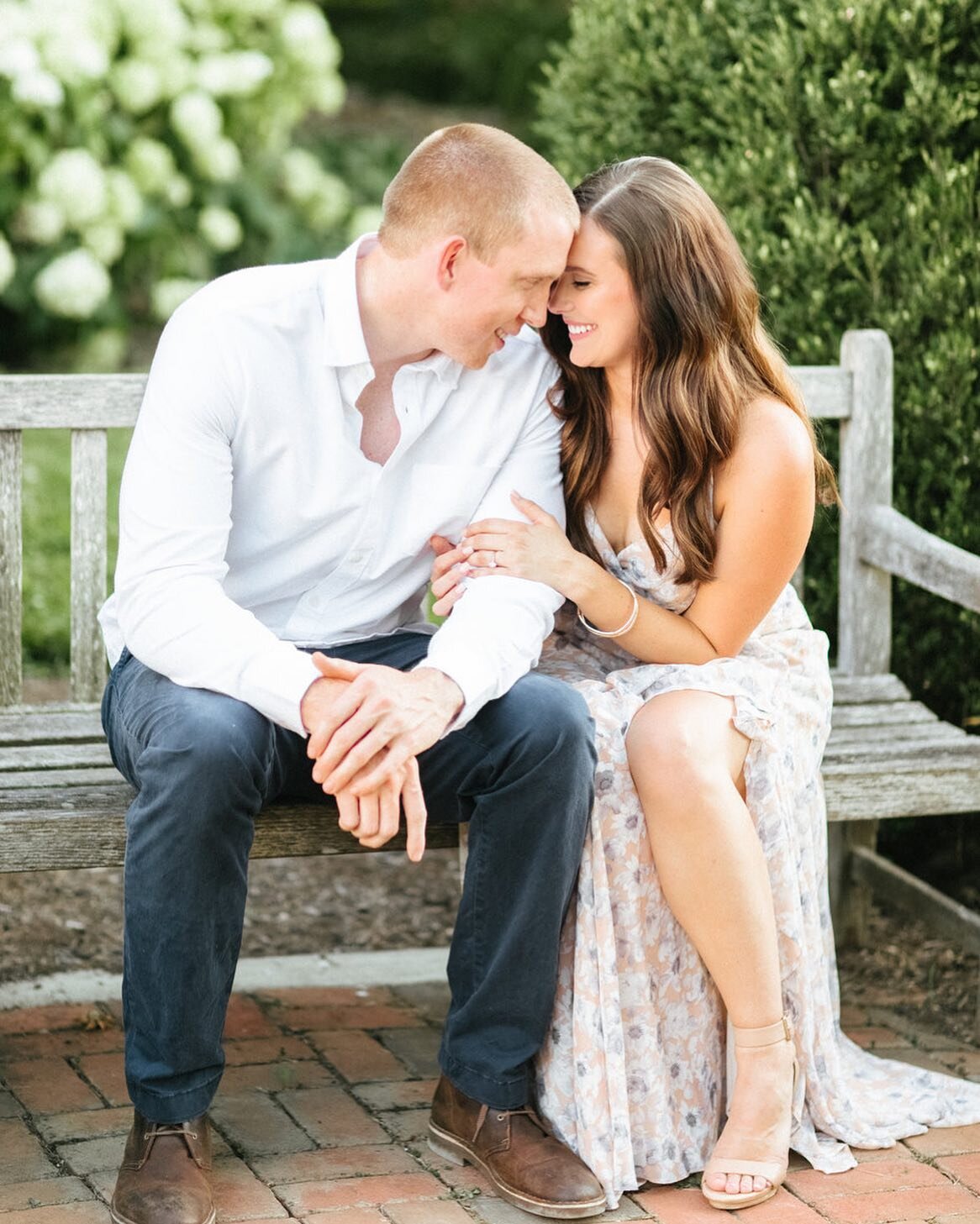 We woke up Practicing our best dance moves for Reece and Kate&rsquo;s wedding day today 👯&zwj;♀️ We can&rsquo;t wait to celebrate with them today! Follow along with us on our story today for all the #behindthescenes #juneberryweddings