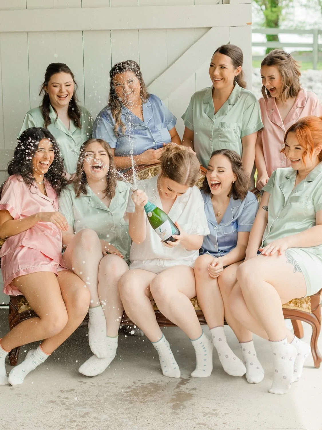 Throwing it back to our first &ldquo;cheers&rdquo; of 2025 🥂
Our hearts are full of gratitude as we head into a brand new year + wedding season 🤍