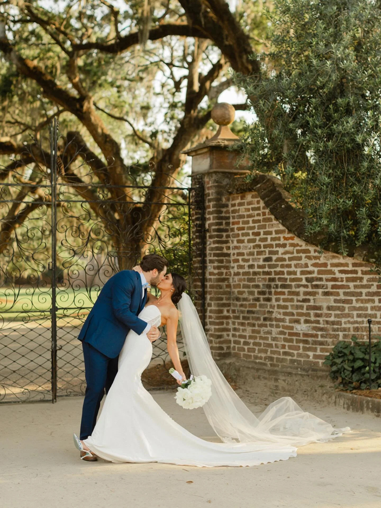 A love worth traveling for 🌿💍🕊️

They traveled, they celebrated, and they made memories in Charleston that will last a lifetime. Destination wedding bliss!