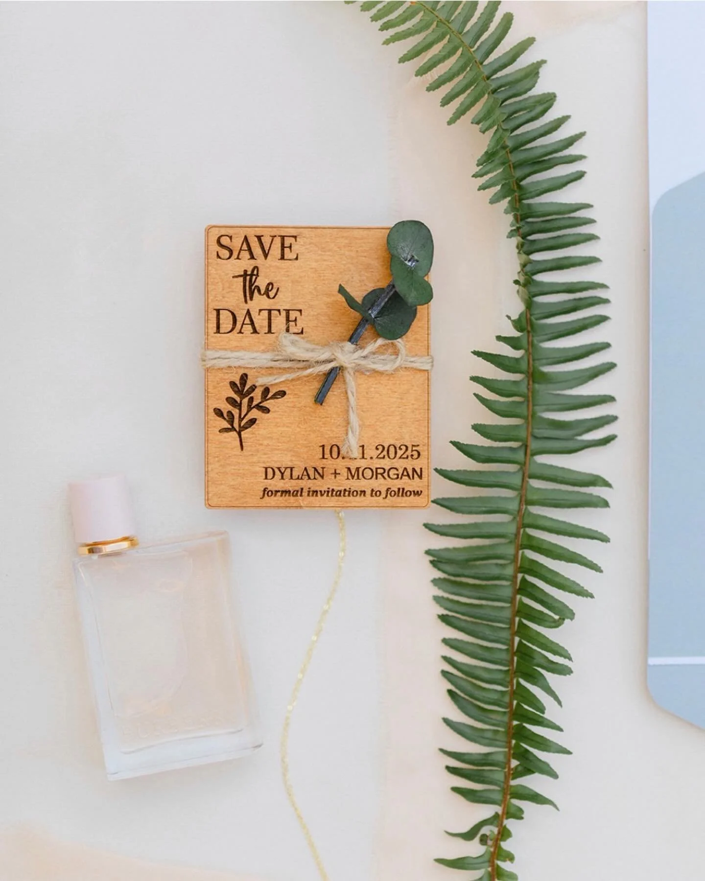 Not your average detail 
shots 🌿 Rooted in nature is pure magic behind the lens ✨🪴💍