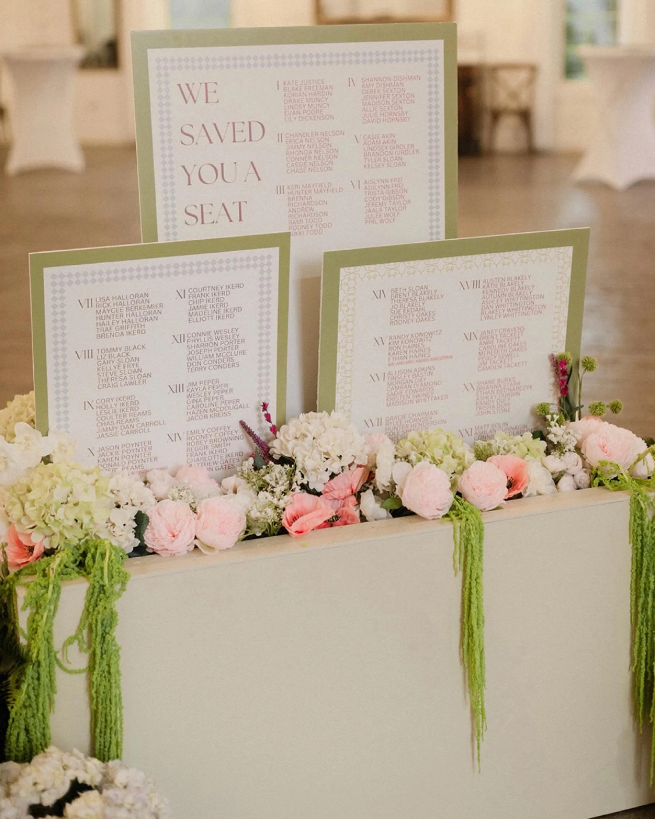 POV: A seat with your name on it and florals straight out of a dream 🌺💭🌿