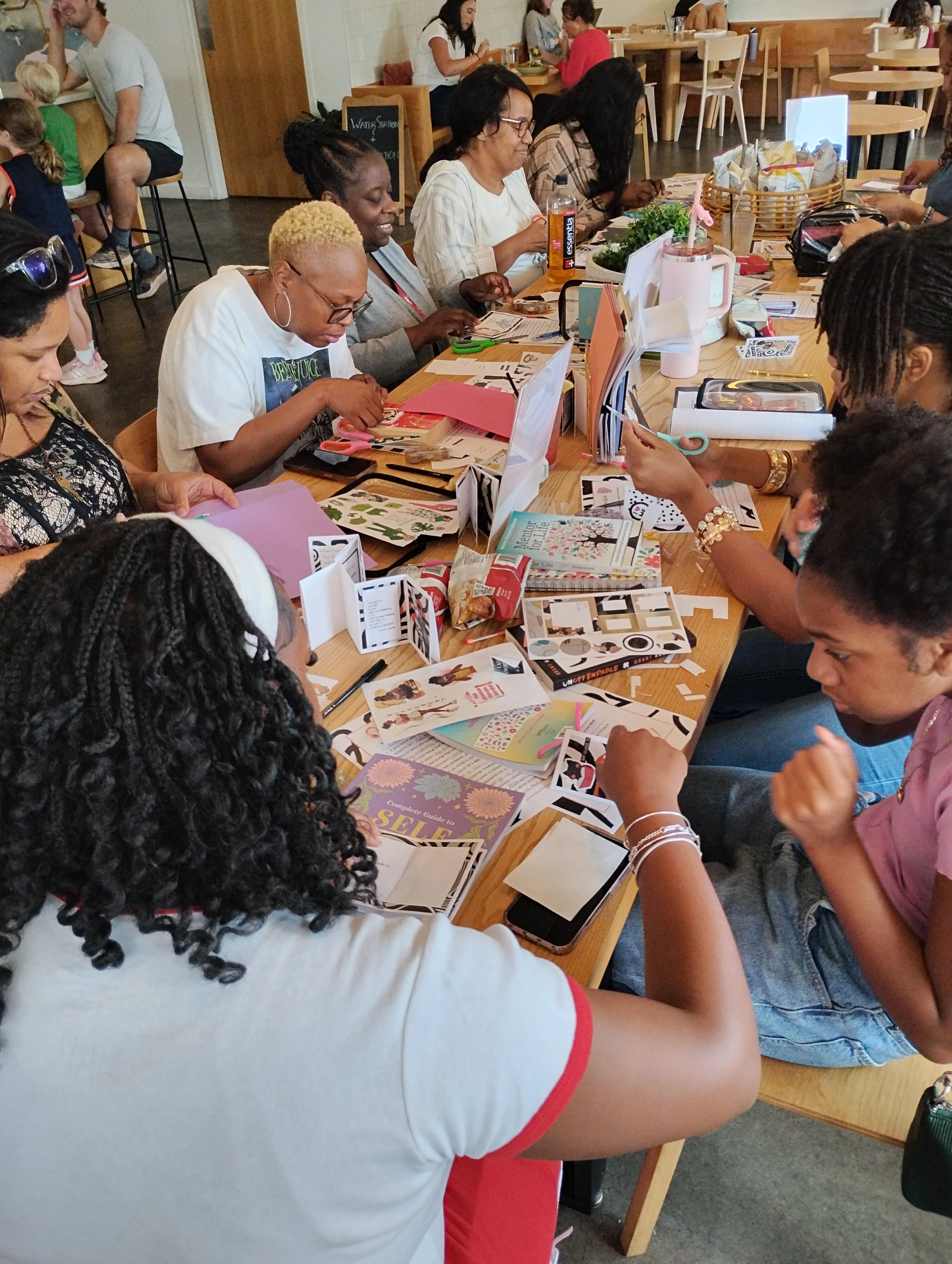 Zine-Making Workshop (20).jpg