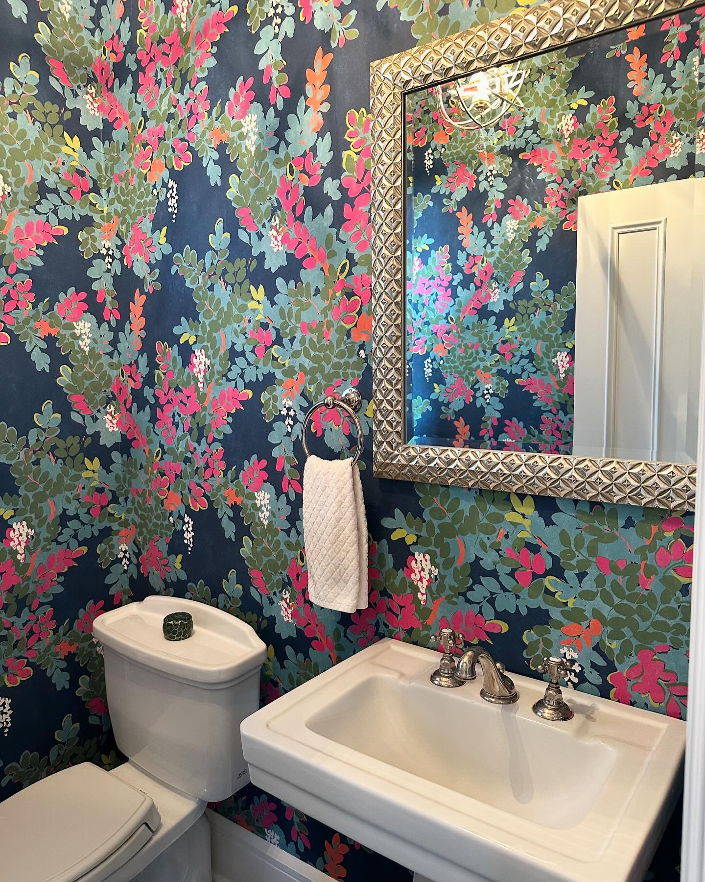 Every room in your home deserves a little TLC. We are so proud of this latest powder room project! #ForeverSpring 🌸

#Elements #interiordesign #njinteriordesigners #homerenovation #cranfordnj #westfieldnj #summitnj #shorthillsnj