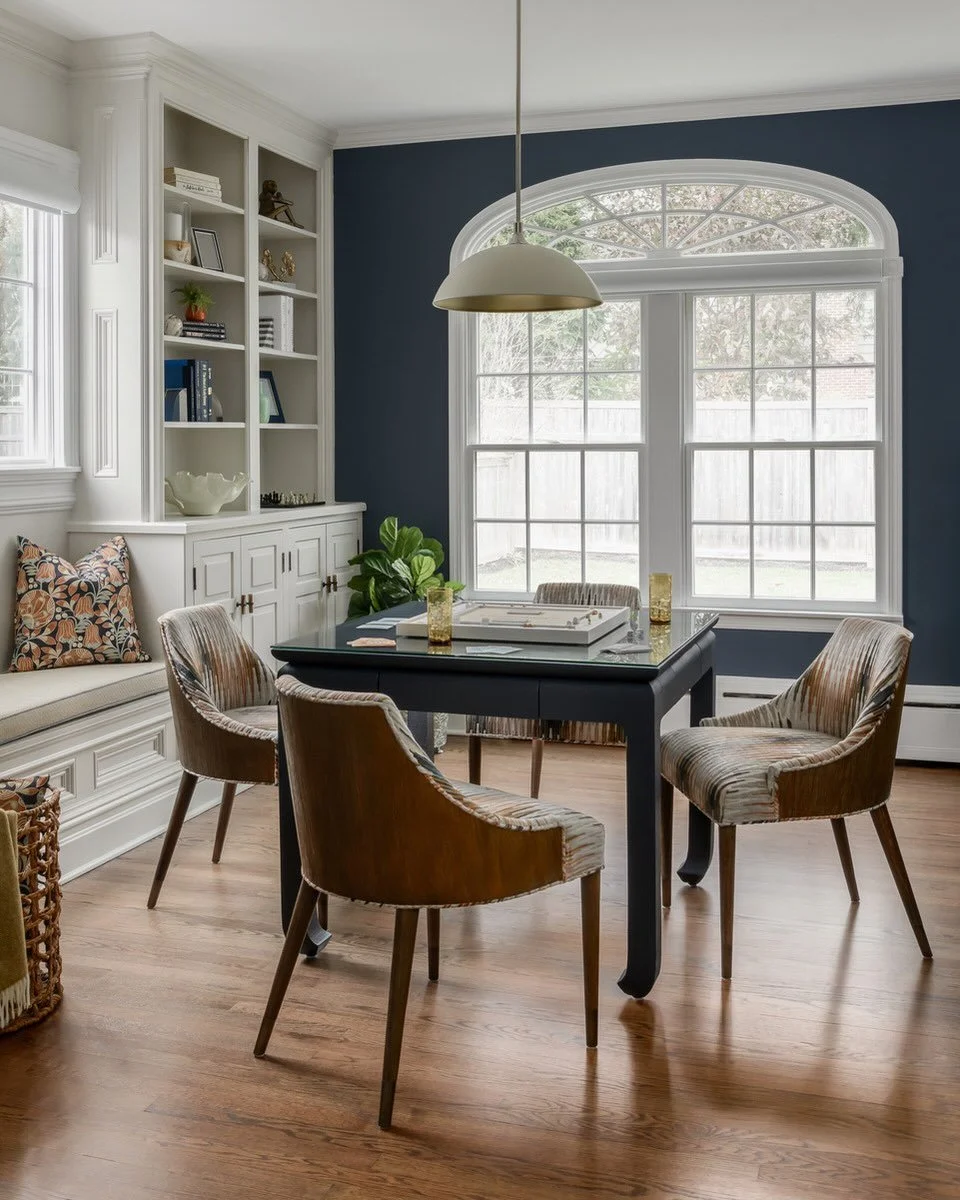 Family time meets great design. Seamlessly integrated into the family room, this space was designed for everyday life, whether it&rsquo;s homework after school or game night with the whole family.

Finished in a textural, lacquered heavy linen with a