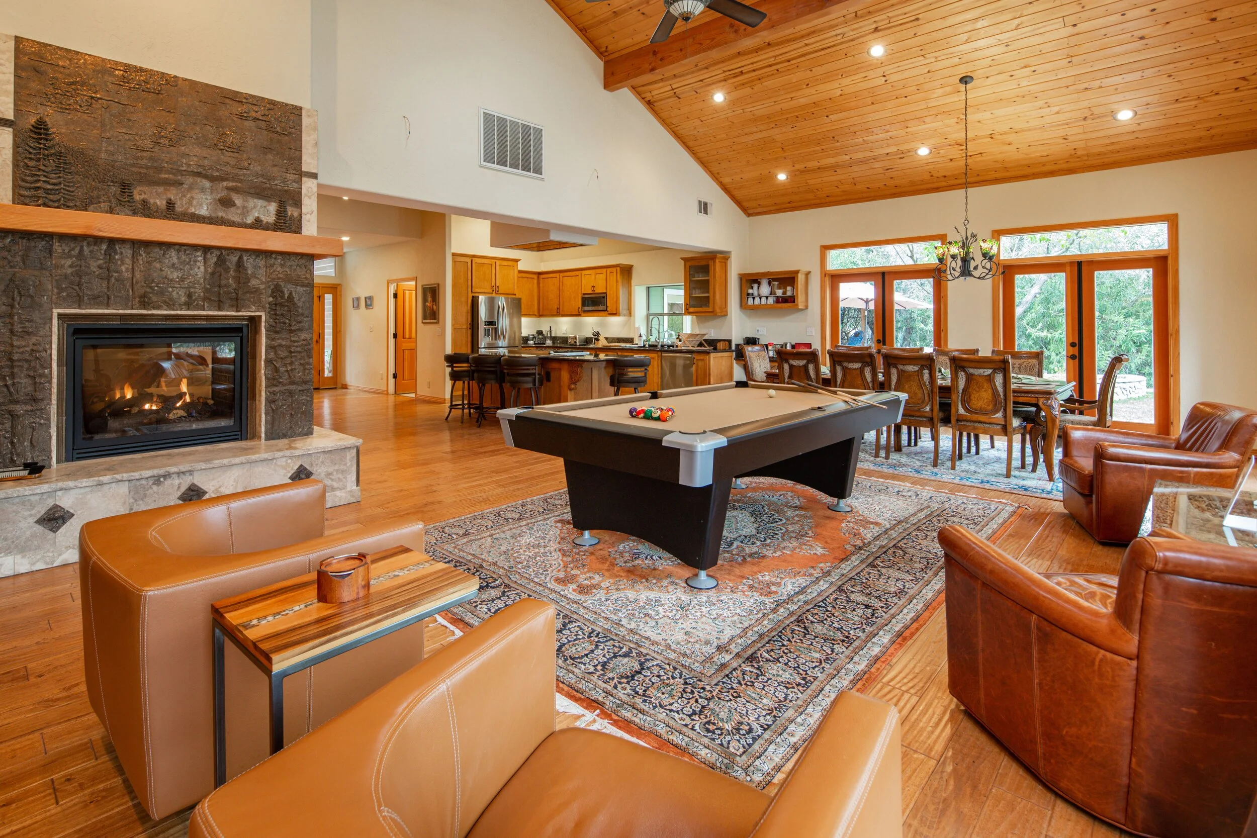 2Sequoia River House Rental 21.jpeg