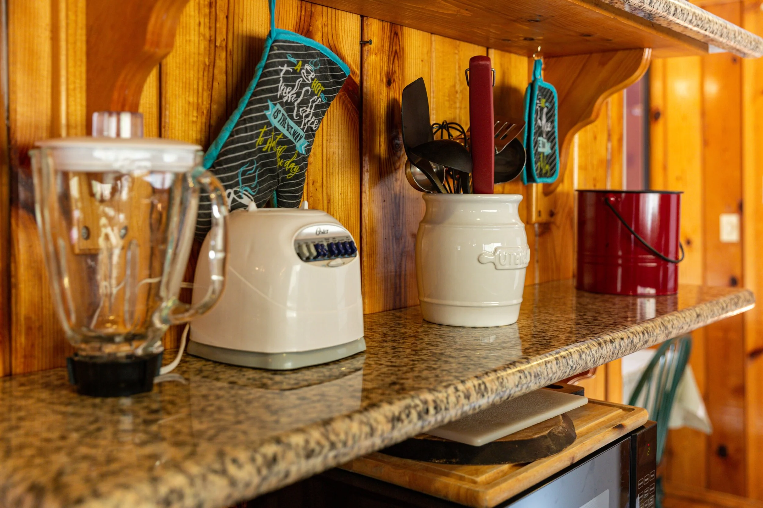 Kaweah River Cabin — Sequoia Pacific Holiday Homes