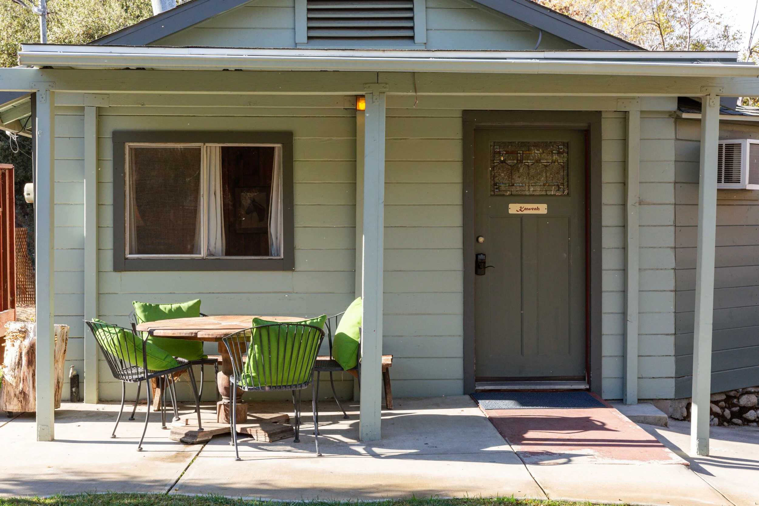 Kaweah River Cabin — Sequoia Pacific Holiday Homes