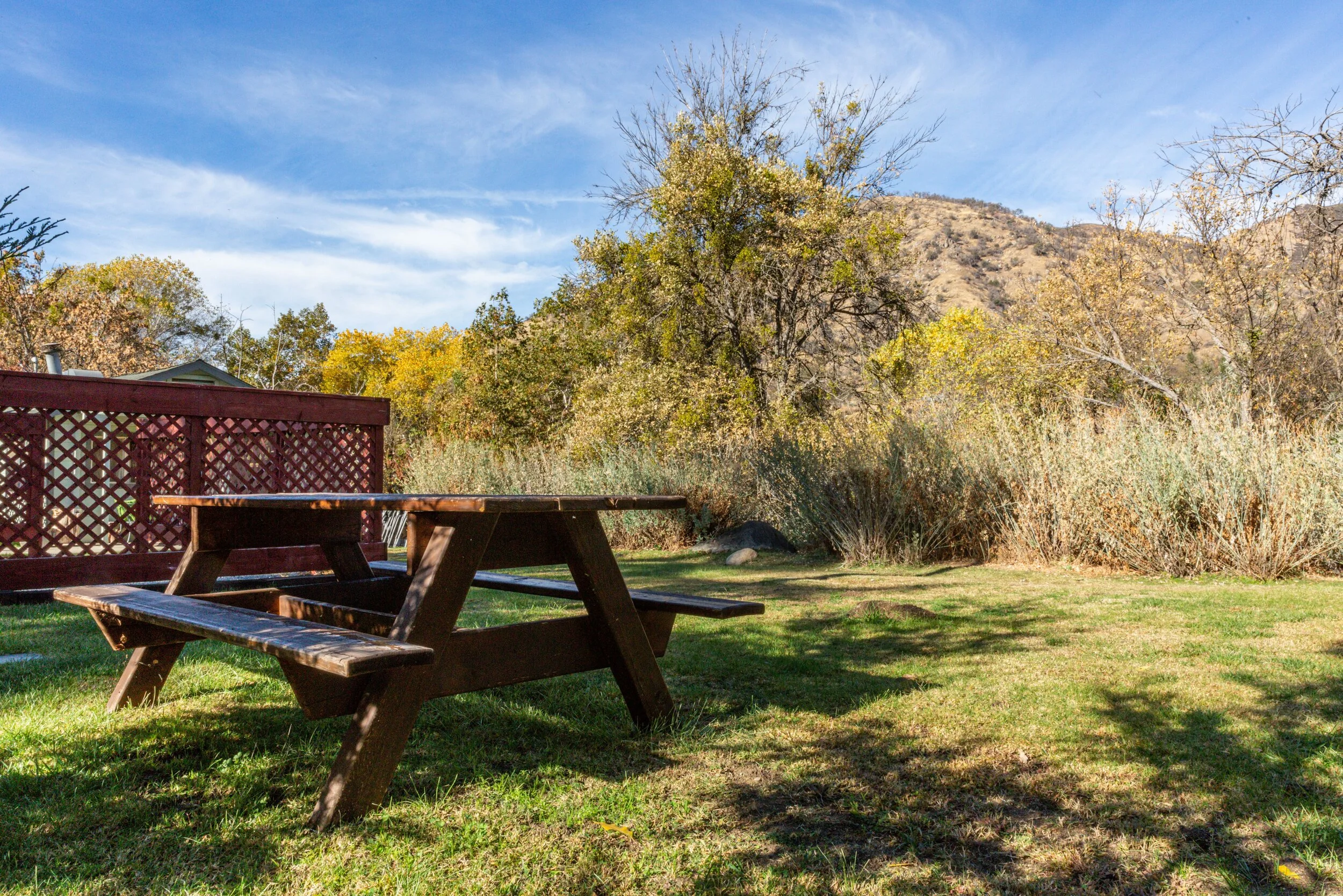 Kaweah River Cabin — Sequoia Pacific Holiday Homes