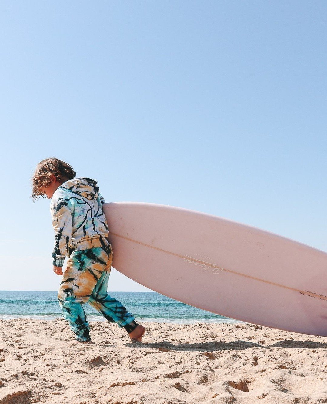 Monday's got us feeling like... 🤙🏽⁠
⁠
⁠
⁠
#weekendmood #pipinghotaustralia #forcleanoceans #herosfortheocean #australiansurf #sustainableclothing #surflife #surfingcommunity #shredsustainably #oceanvibes #ecosurfing #surfphotography #sustainablesho