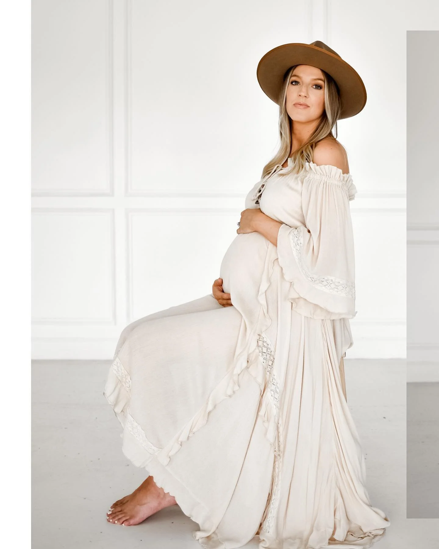 Some favorites from the second half of this maternity session 🤍