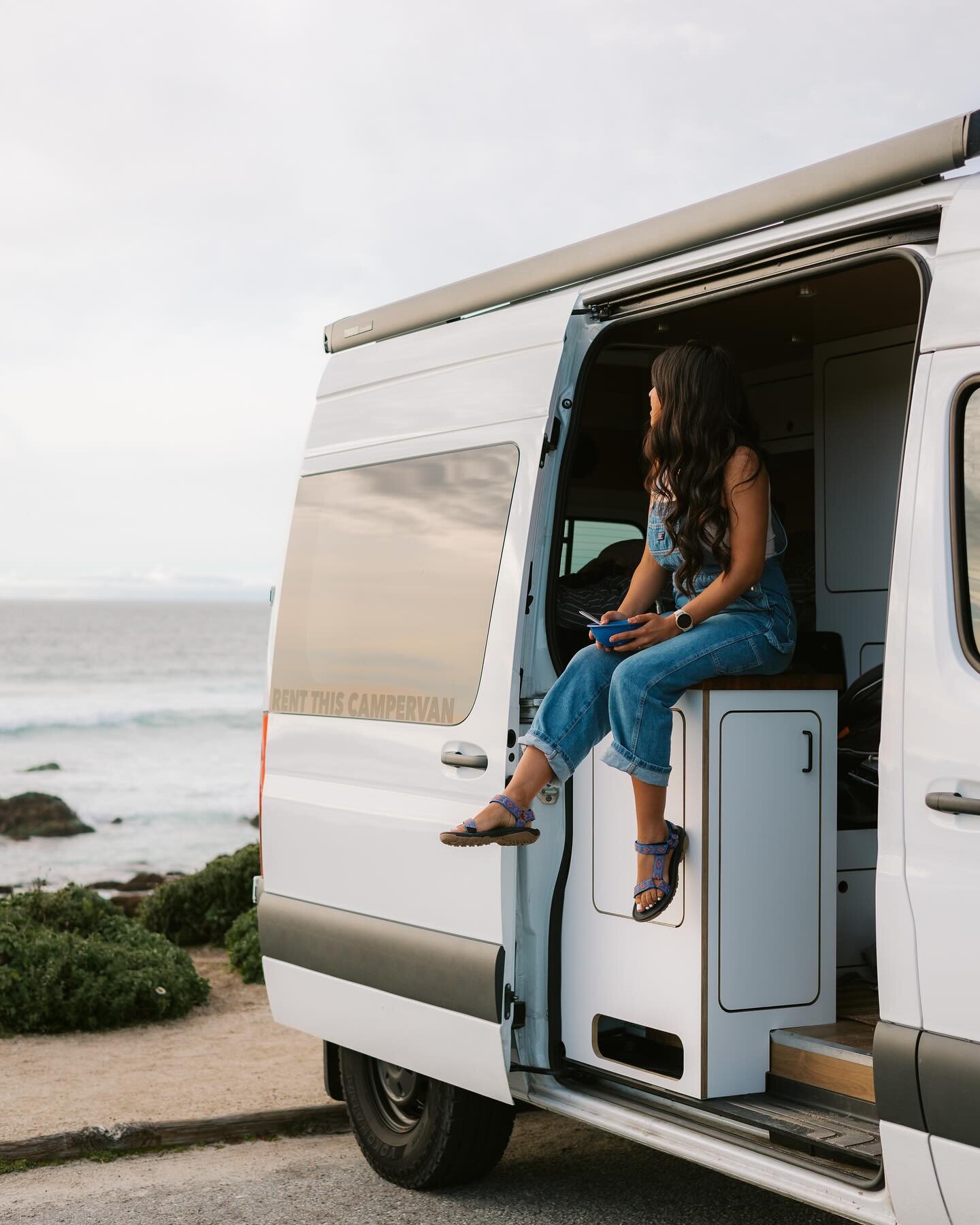 Had a wonderful time exploring the coast in my @teva sandals! It brought back childhood memories of road trips with my family driving across the country. 🚐🌎

Don&rsquo;t forget to use my code &ldquo;ROCIO&rdquo; to receive 15% off your @teva purcha