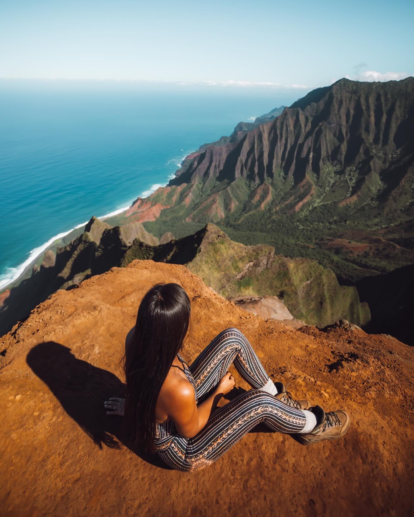 When you match with earth 🌎 

My favorite island in Hawaii! I want to go back 🧡

&mdash;
#hawaii #kauai #explorehawaii #hawaiilove #kauaihawaii #explorehawaii #earthfocus #earth #kauaibeauty #travelphotography #naturecaptures #natureporn #islandliv