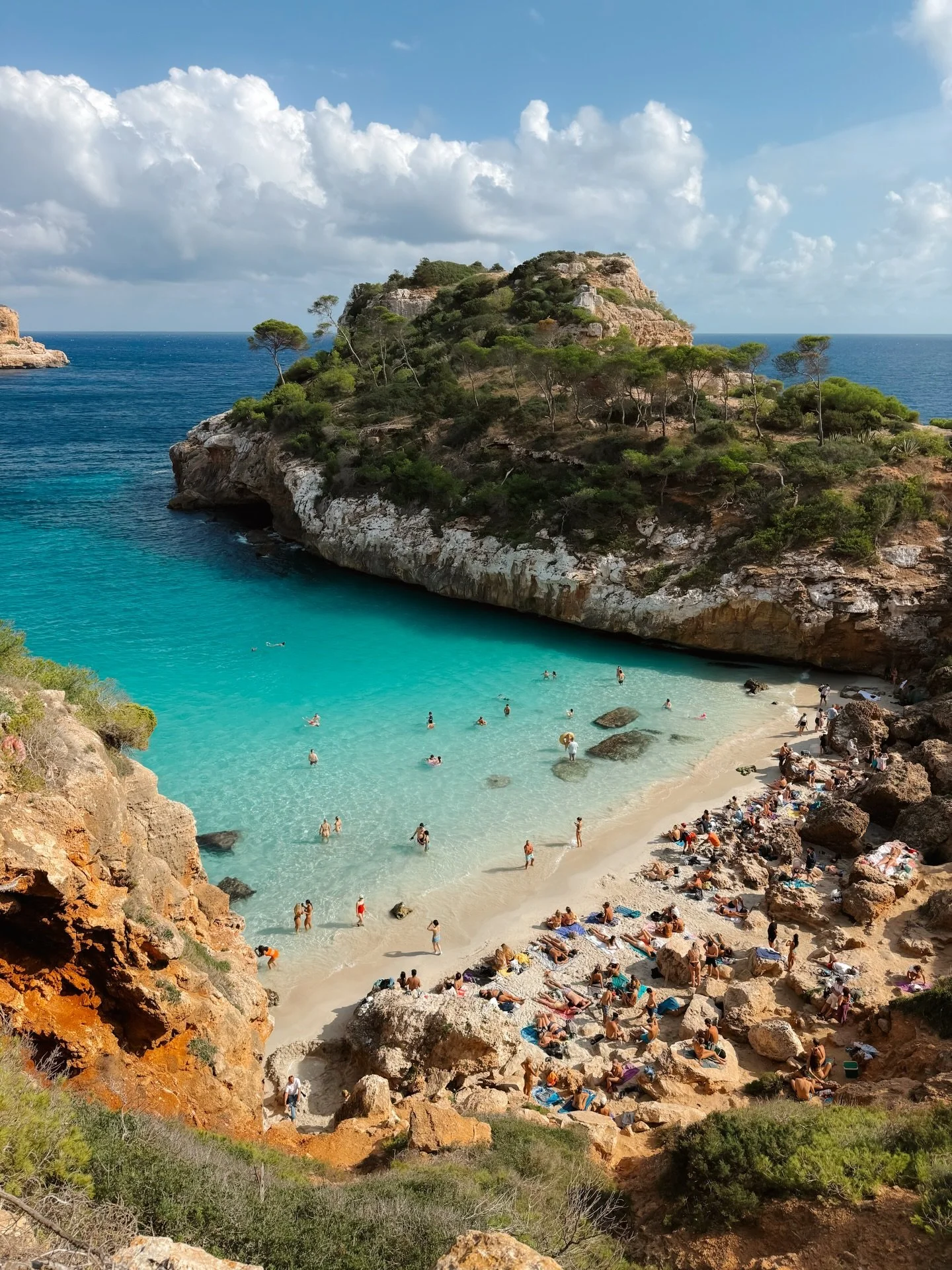 I miss the ocean&rsquo;s song in Mallorca 🩵

A little dose of our past travels to the beautiful island of Mallorca, Spain. The third photo shows how happy I was haha! Would love to go back. 

__
#Mallorca #Spain #beachdayeveryday #bluewaters #oceans