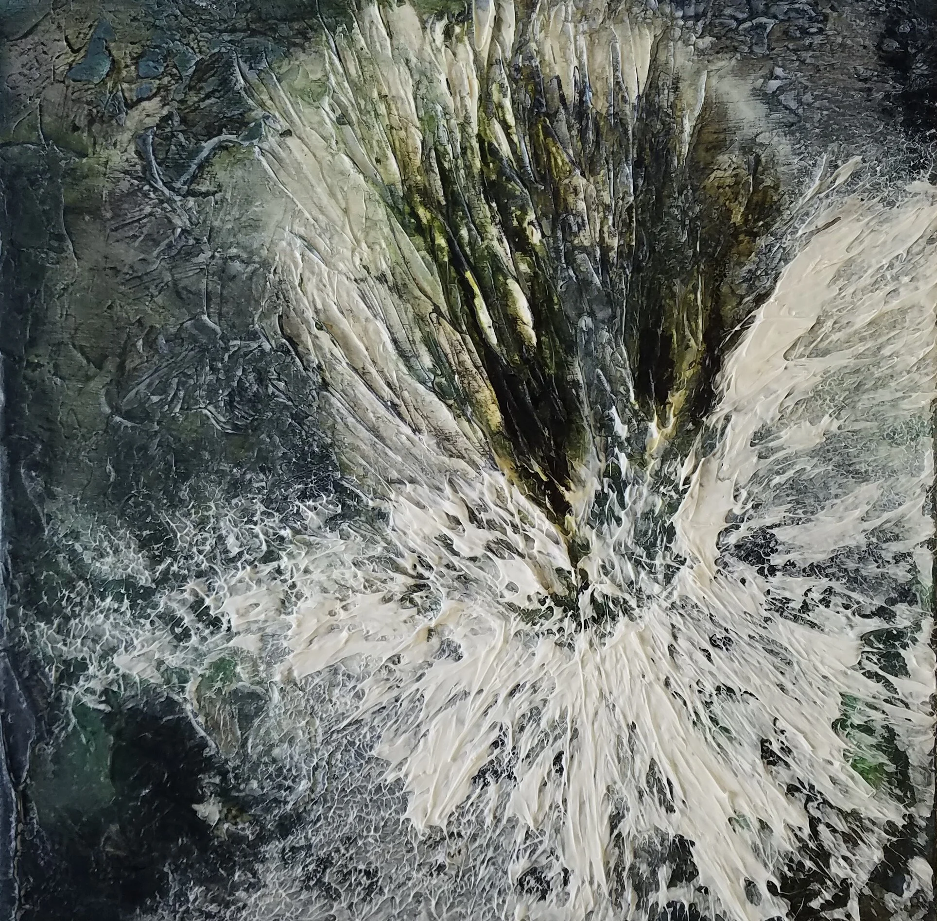 exhale green series redin winter.jpg