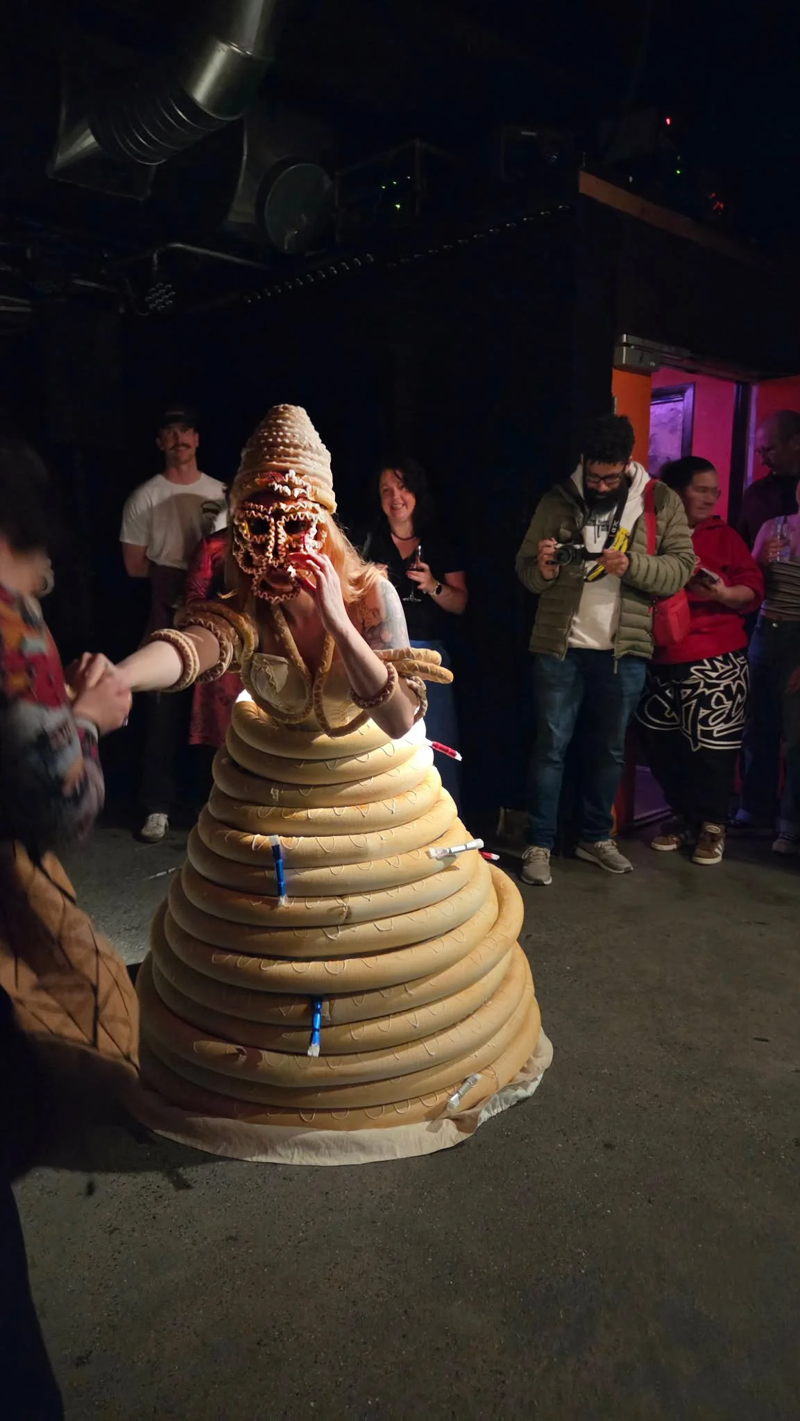 Performance "En smakfull aften" for Klubb Dada, Cementen nattklubb