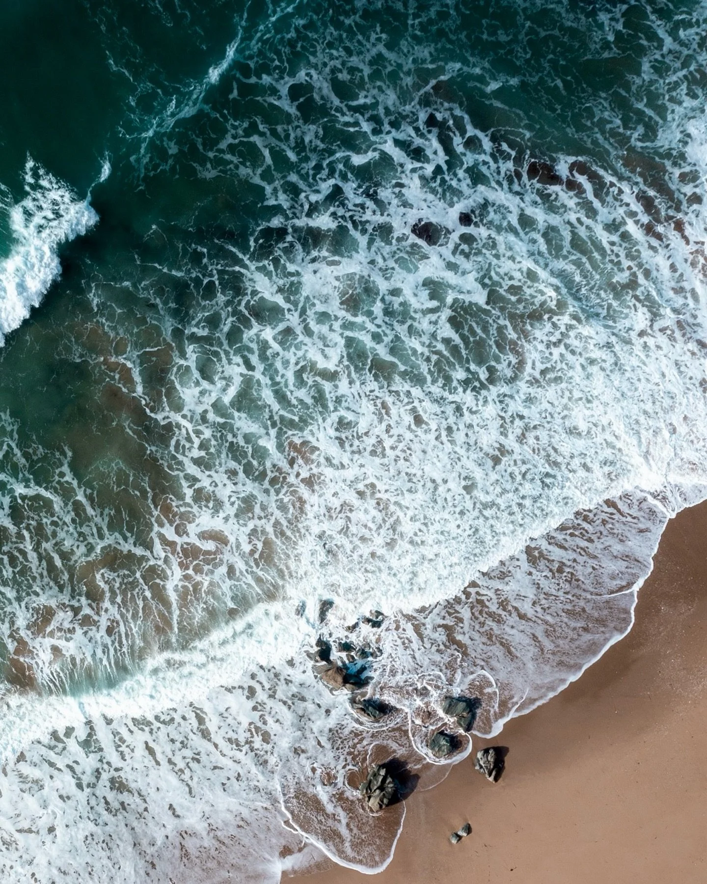 S T O R M Y  S E A S 🌊

Coming 2026