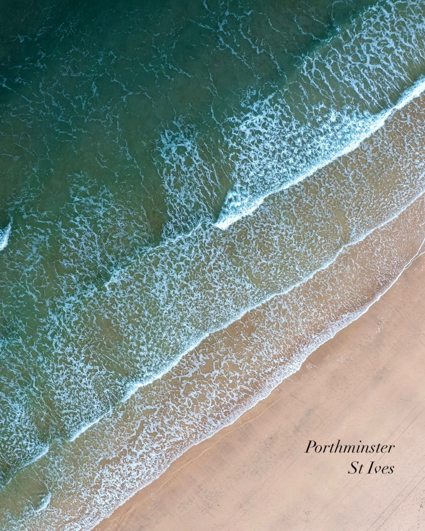 Days like these. 🌊

Winter strolls along Porthminster beach, St Ives. 

📷 All images are taken by me. If you&rsquo;d like to use them please credit me 🙏

#porthminster #stives #aerialphotography