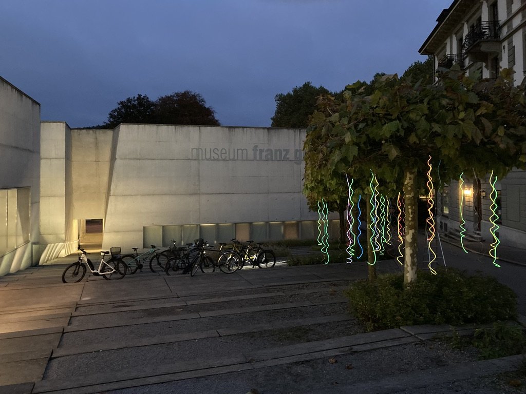 VIER MURMELN