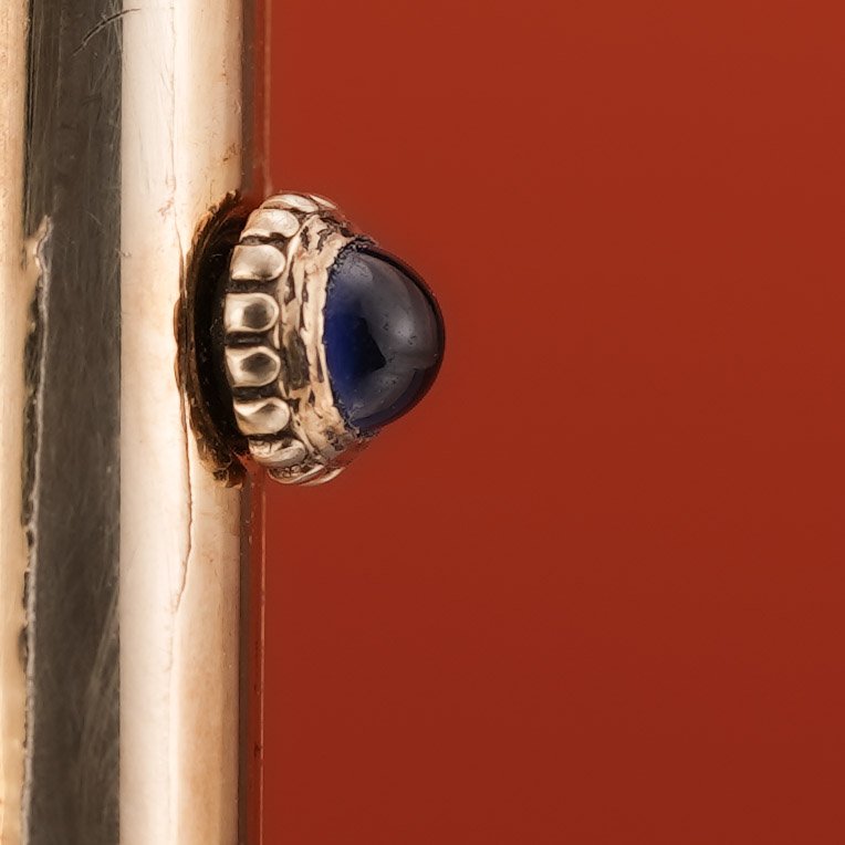 w02054e.jpg