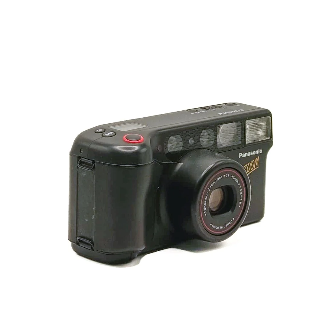PanasonicC2200Zoom (3).jpg