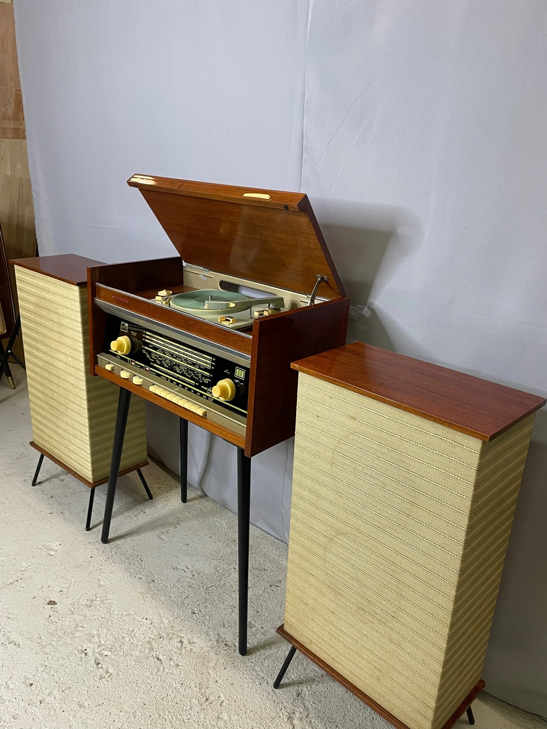 2BF1CB5E-A981-4D7A-BB2B-981A06801162