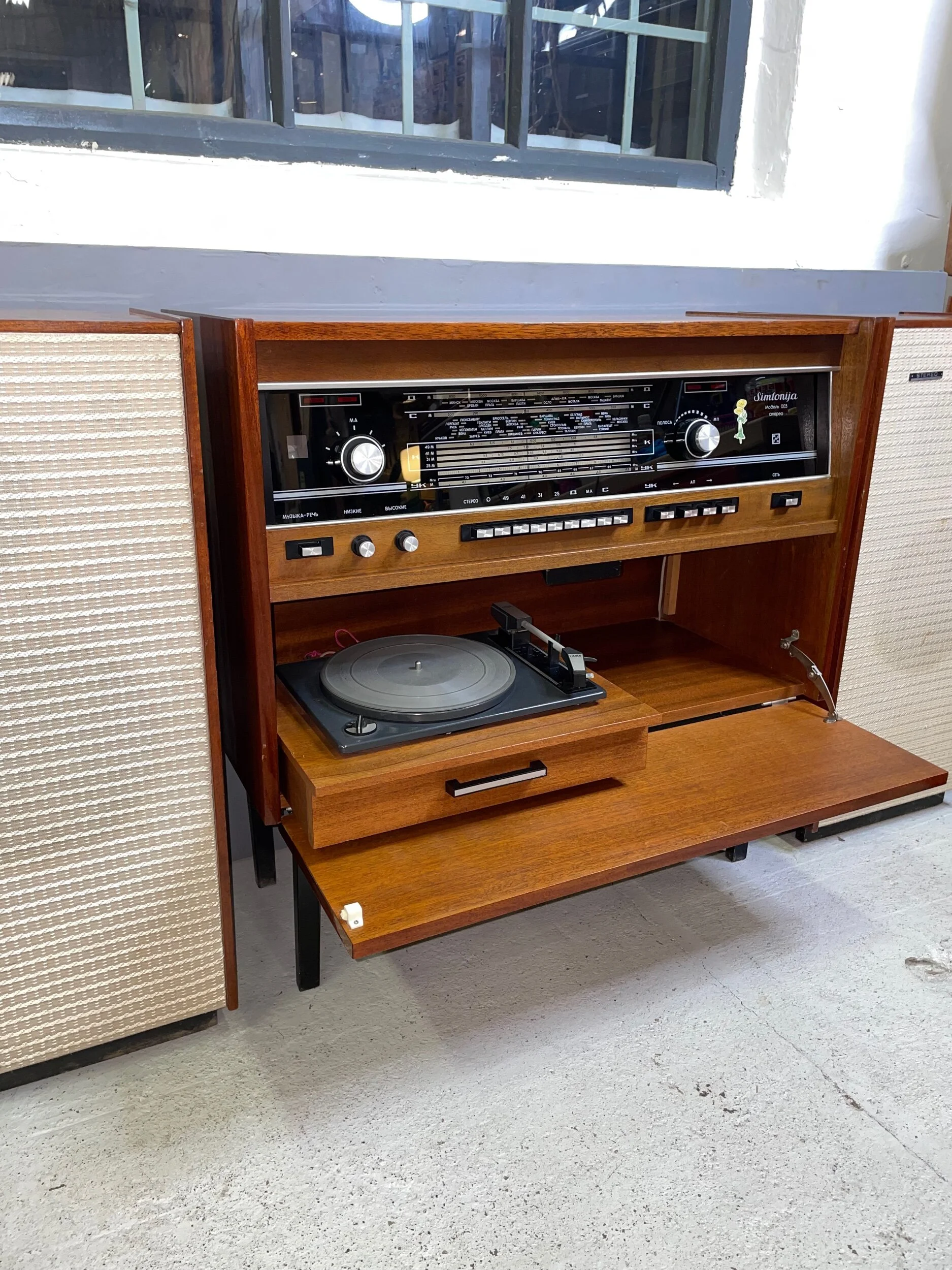 50565D4E-C881-43B6-90C3-64BFCE302953