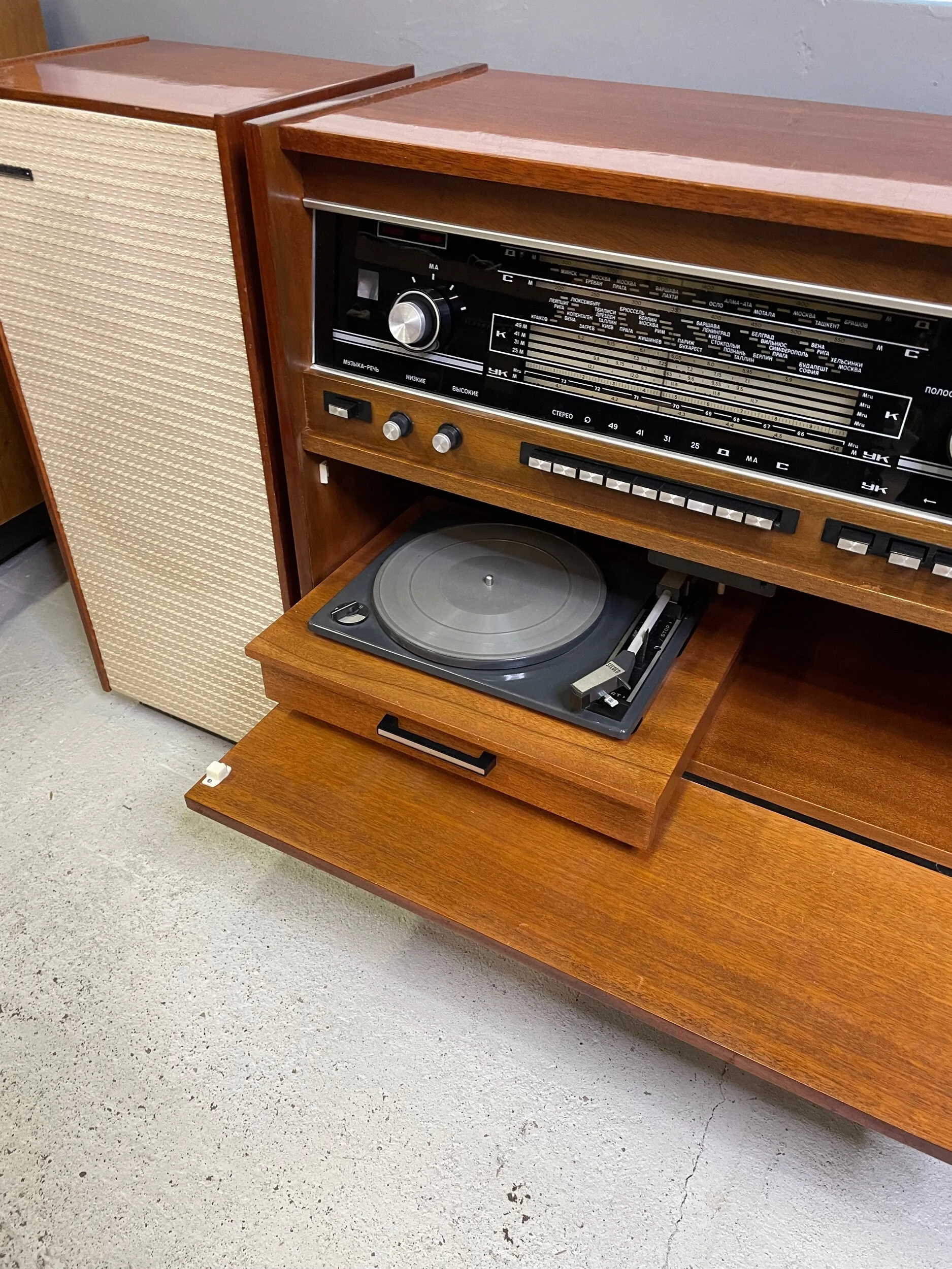 AB5CFCC6-C421-4967-B089-E03C2739D932