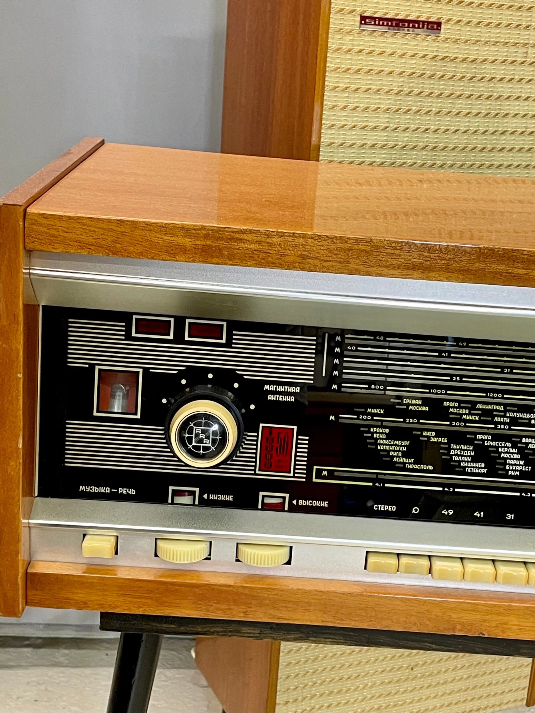 6E3837E6-3B40-4817-9CD2-D0D05E71D0B1