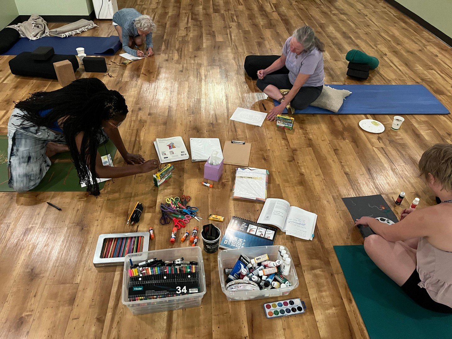 New workshop series at Yoga Heights Takoma - Art &amp; Movement Seasonal Alignment Series with Aida 🎨 

Through a series of 8 workshops, Aida will encourage you to tap into the elements of nature, exploring how nature inspires the seasons of your li