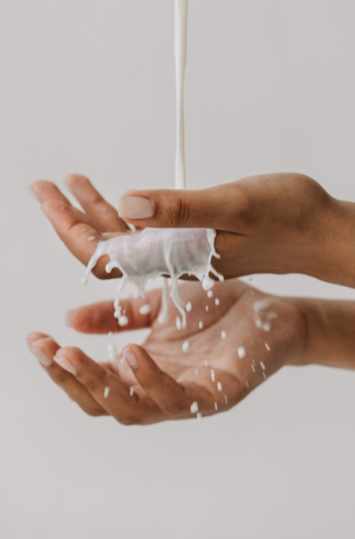 Leaking Breast Milk? Here's Ways to Help