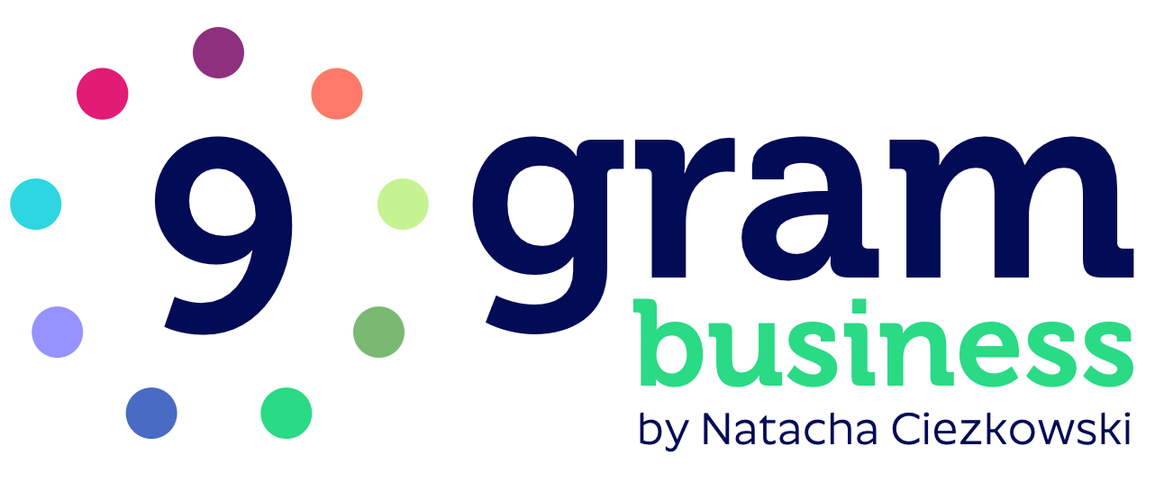Logo met de tekst '9 gram business' en de ondertitel 'by Natacha Ciezkowski', omringd door gekleurde punten.