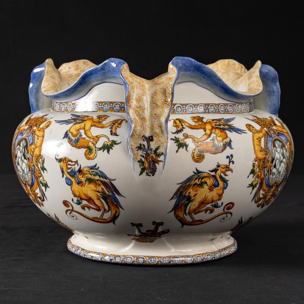 Grand Cache Pot Ancien - Faïence De Gien - Décor Renaissance Italienne -  XIXème Siècle — PY Antics