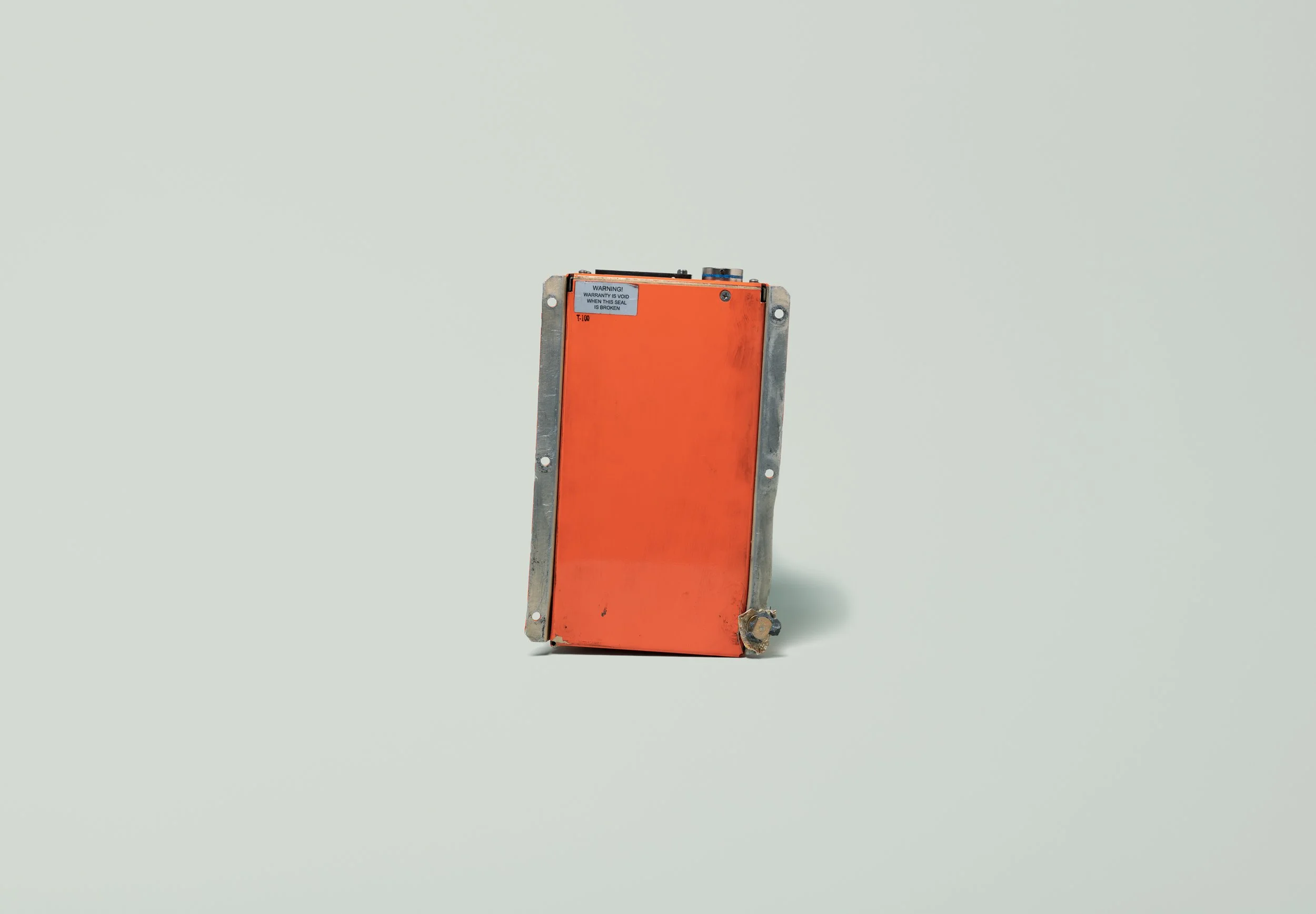 HONEYWELL 6021 COMBINED VOICE AND FLIGHT DATA RECORDER (CVFDR), SERIAL NO. AR-COMBI-12025 (BOTTOM PLATE). AIRCRAFT: AIRBUS HELICOPTERS EC 225 LP SUPER PUMA, LN-OJF. CRASH SITE: 60° 27.137 N 004° 55.835 E, TURØY, HORDALAND 11.55 HOURS, APRIL 29, 2016.