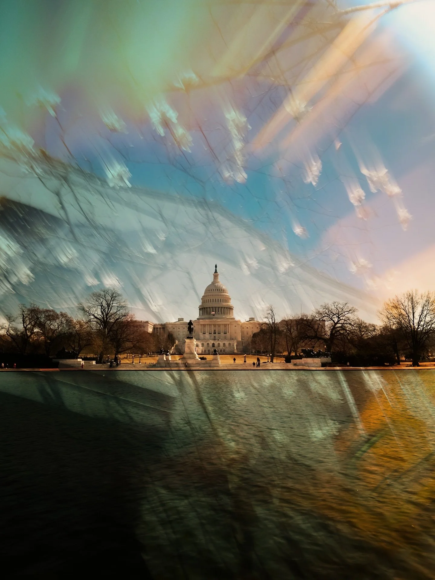 Spring is in the city ✨

#cinematicphotograpy 
#creativephotographer 
#washingtondc 
#washingtondcphotographer 
#poeticdocumentary